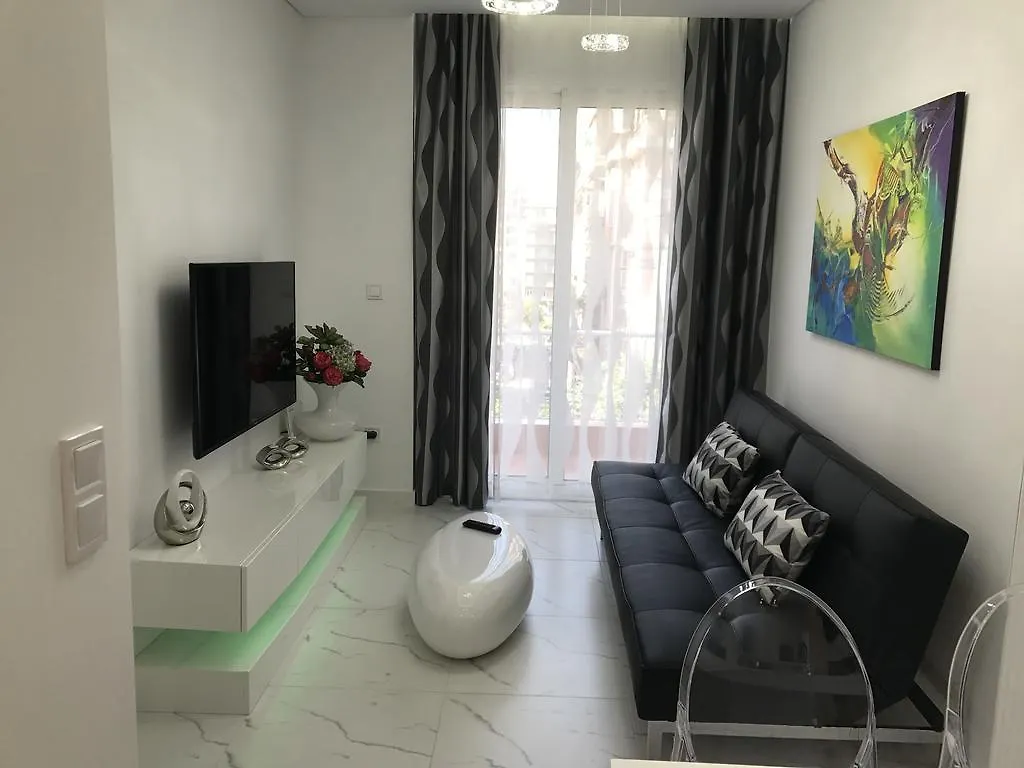 Laura City Egnatia Thessaloniki Apartment
